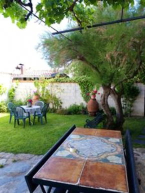 Spacious house with mountain view in Ivanrey